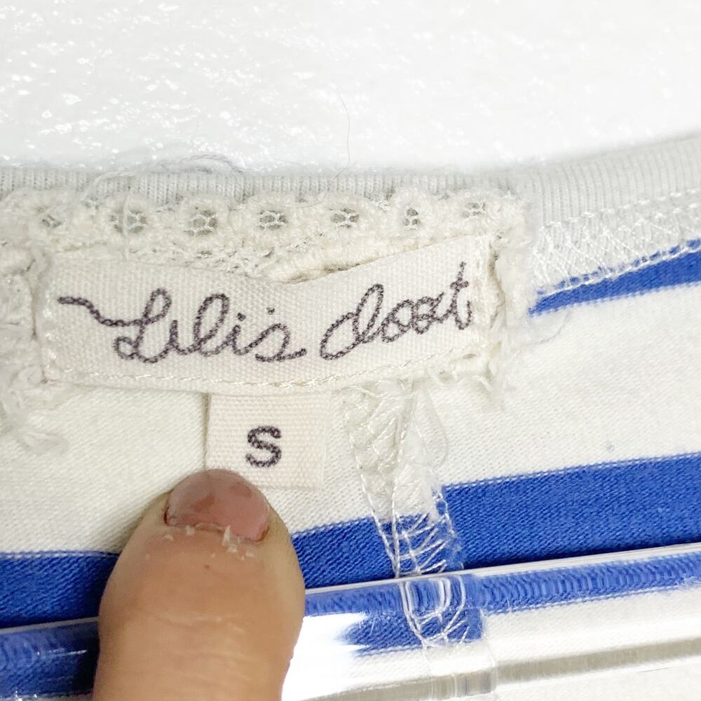 LILIS CLOSET Long Sleeve T-Shirt Eyelet Lace-Trim Striped Blue White Size Small - Picture 5 of 8